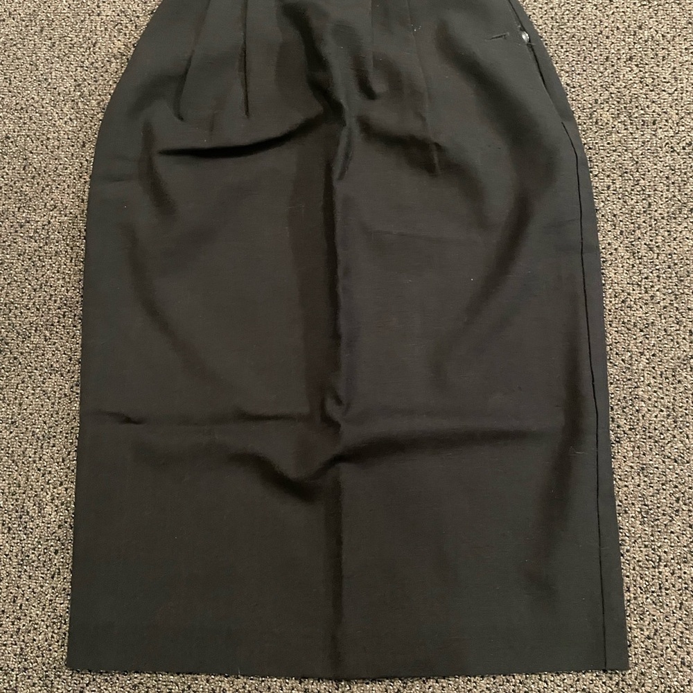 Easy Pieces Black Skirt, Size 5